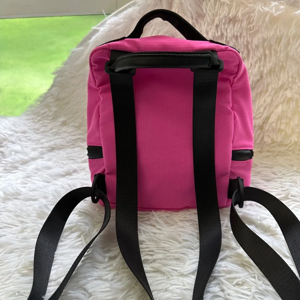 Lululemon City Adventurer Backpack Micro 3L in Vibrant Pink - Lightweight